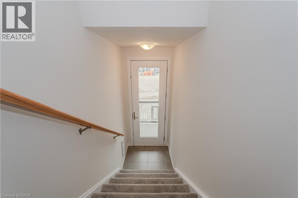142 FOAMFLOWER Place Unit# B19 — photo 2