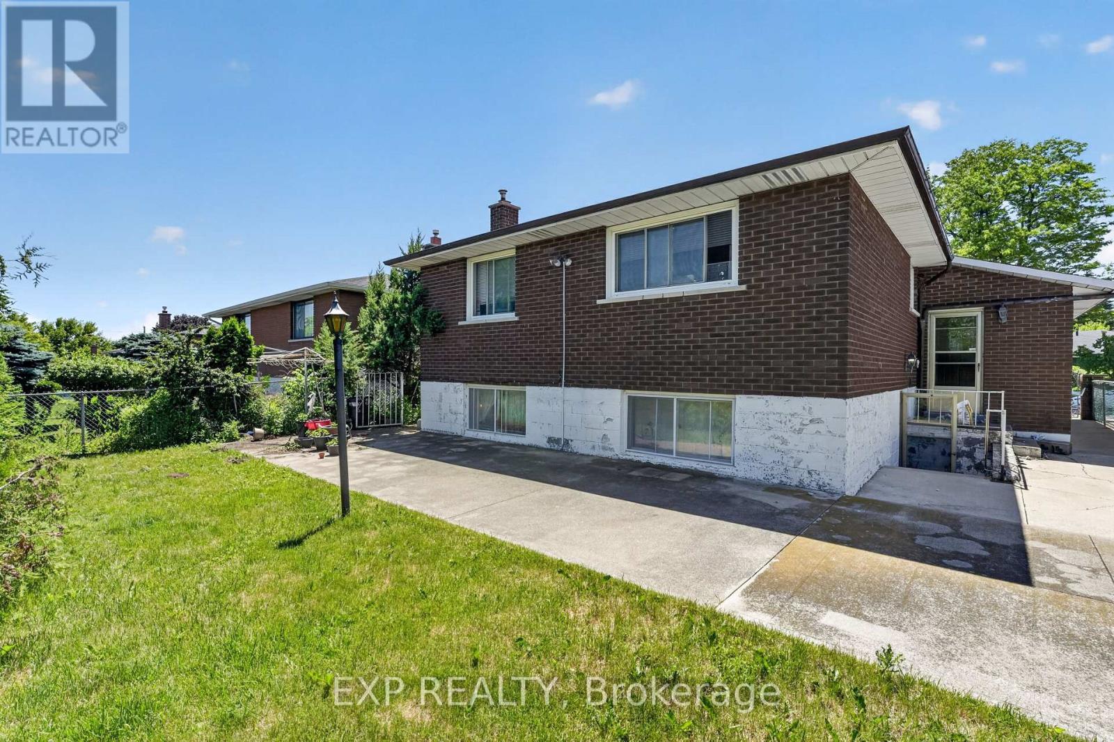 128 HADELAND AVENUE - 30