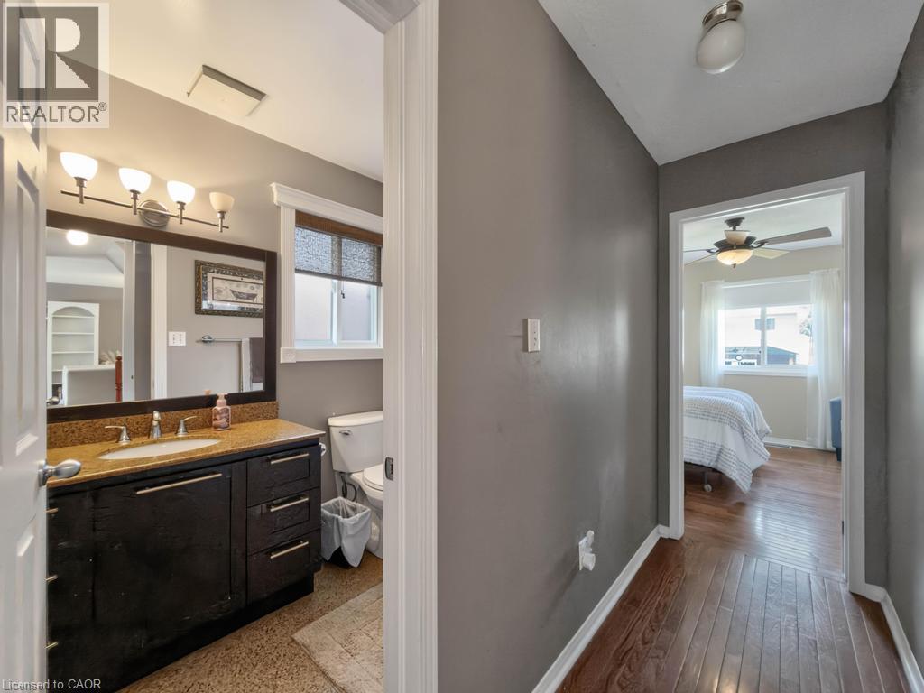 5131 HAWTHORN Drive - Image 15
