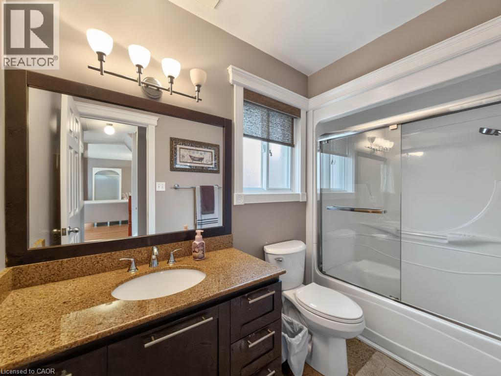 5131 HAWTHORN Drive - Image 16