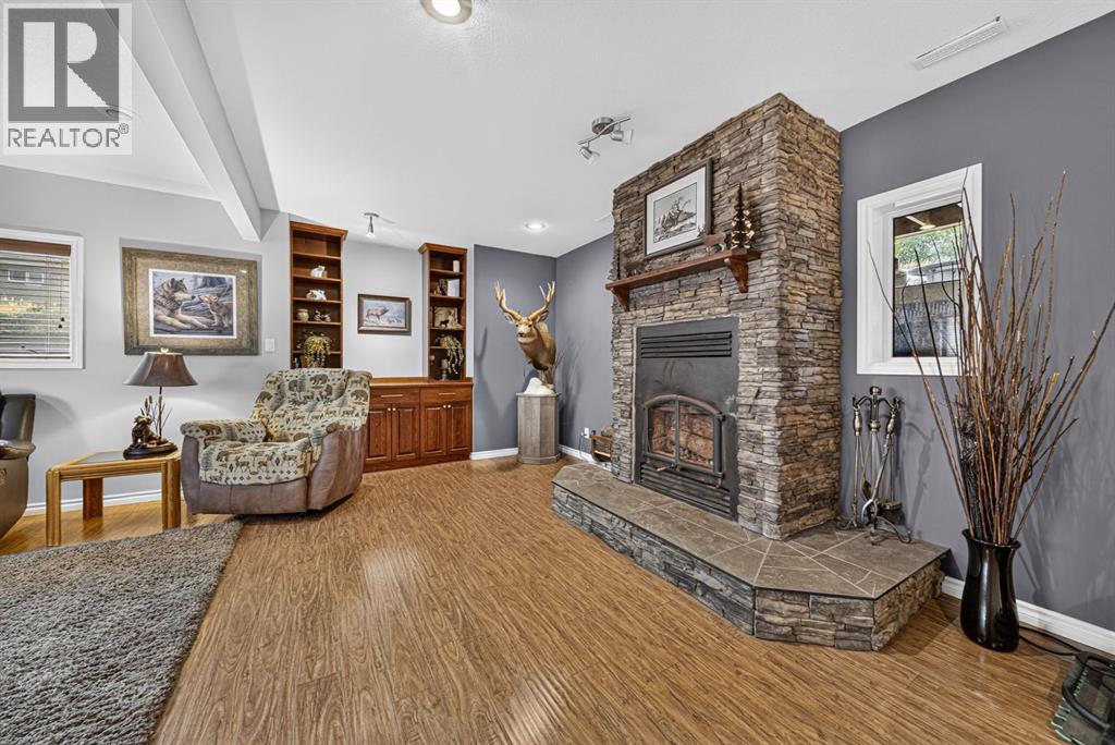 22606 10 Avenue - 31