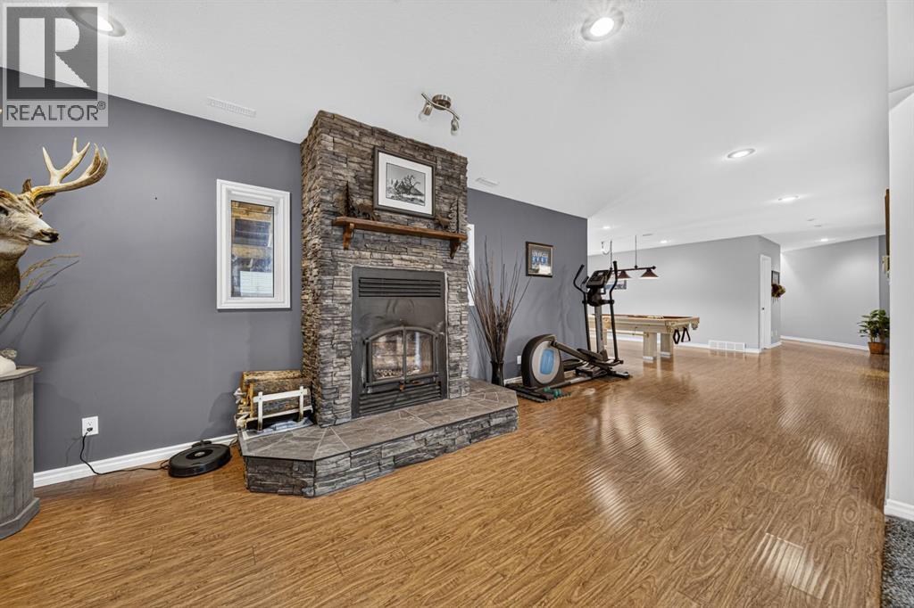 22606 10 Avenue - 32