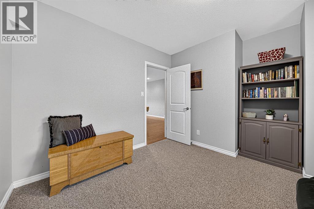 22606 10 Avenue - 36