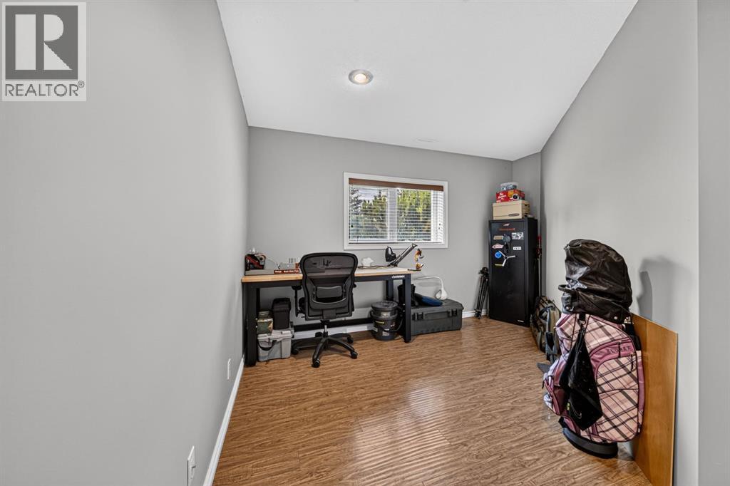 22606 10 Avenue - 38