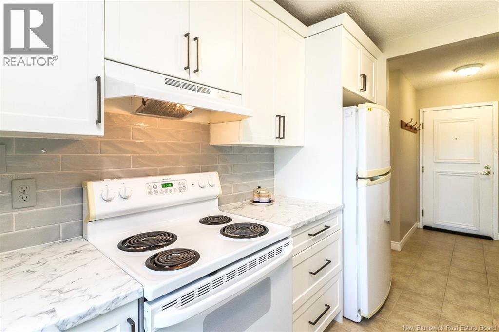#909 310 Woodward - Image 7