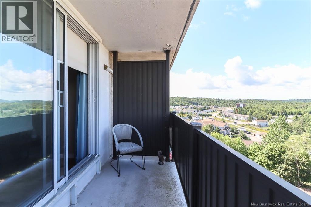 #909 310 Woodward - Image 30