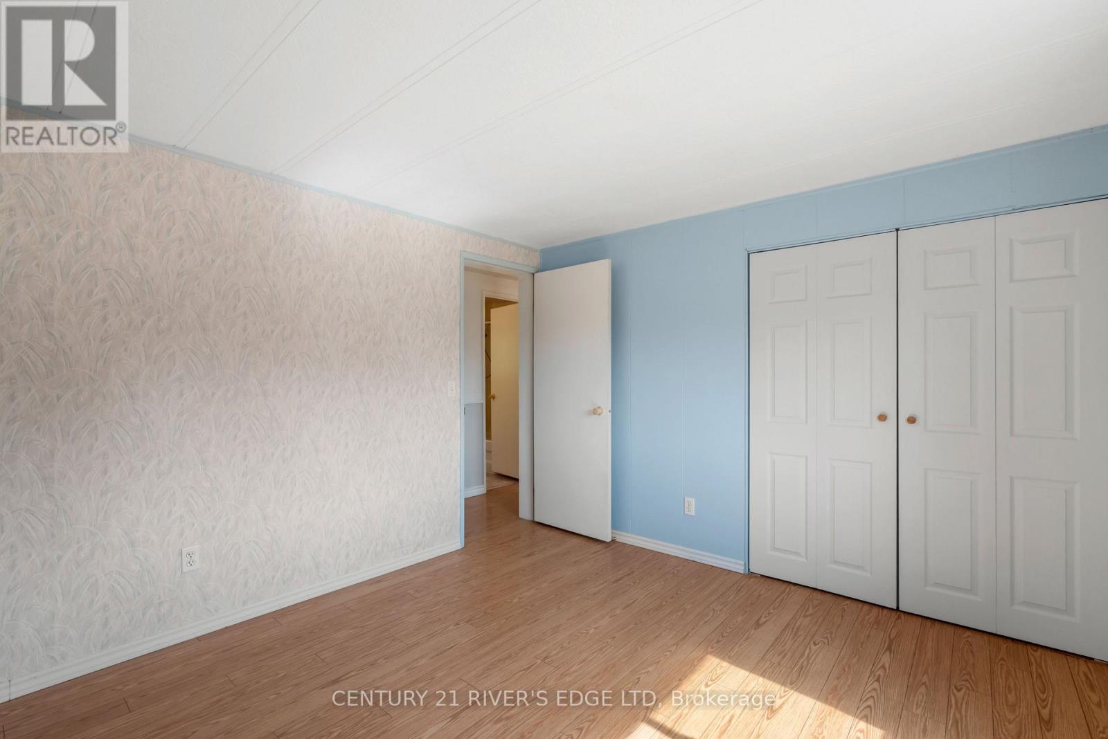 1871 OXFORD AVENUE - 14