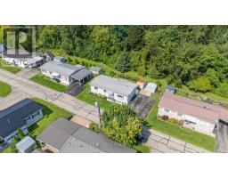 30 - 1871 Oxford Avenue, Elizabethtown Kitley, ON K6V7B5 Photo 25
