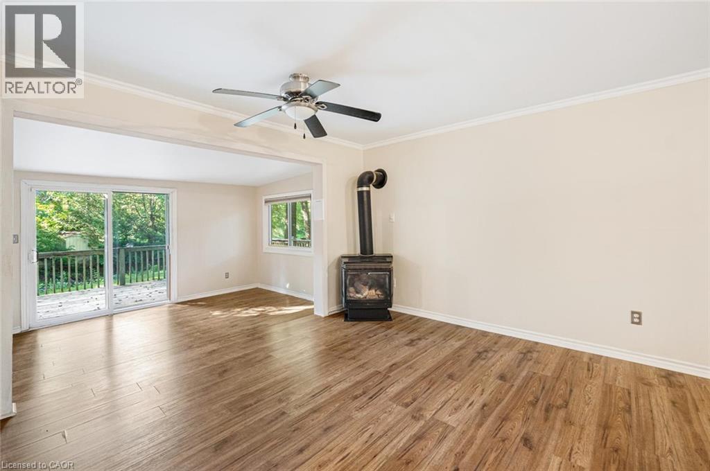 7465 EAST RIVER Road - Image 15
