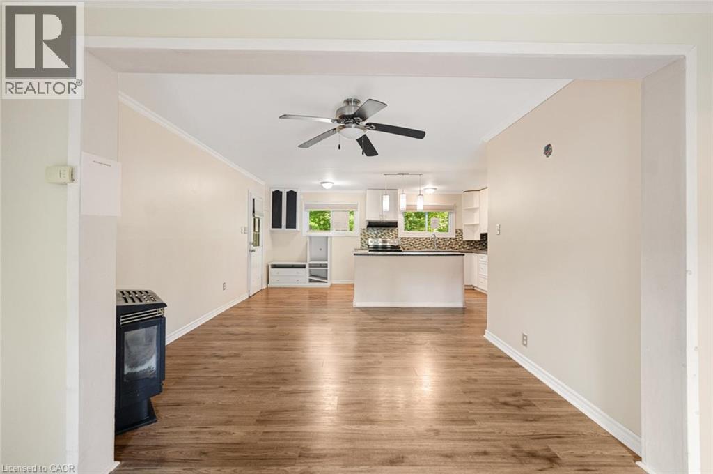 7465 EAST RIVER Road - Image 16