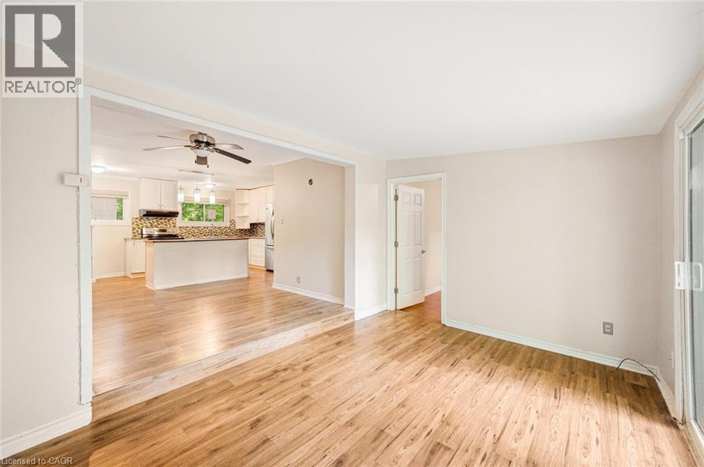7465 EAST RIVER Road - Image 18