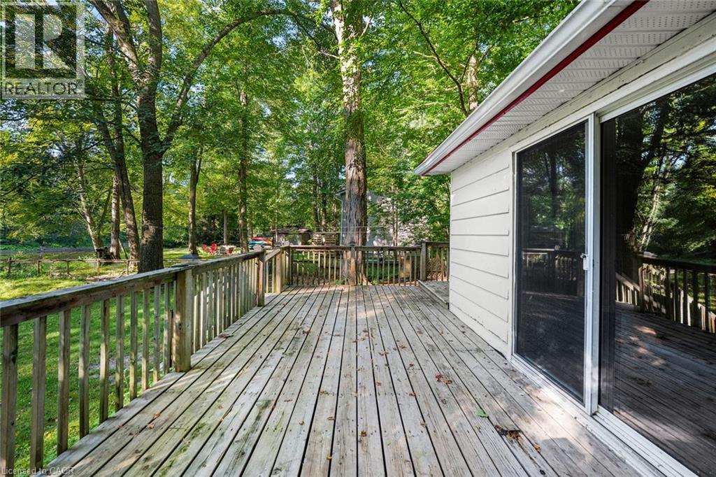7465 EAST RIVER Road - Image 30