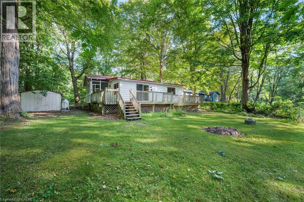 7465 EAST RIVER Road - Image 37