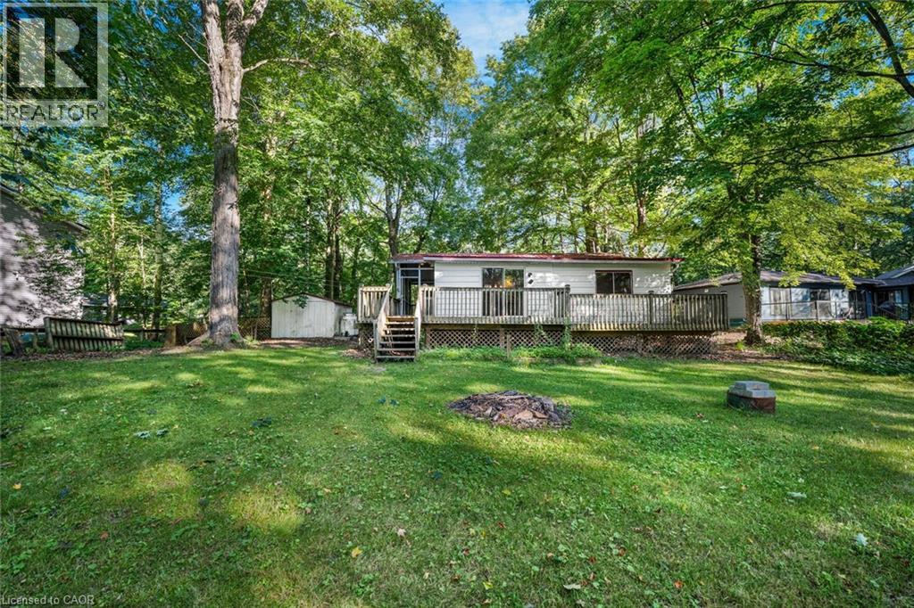 7465 EAST RIVER Road - Image 39