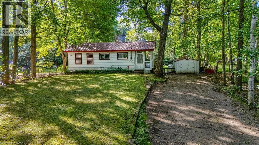 7465 EAST RIVER Road - Image 4