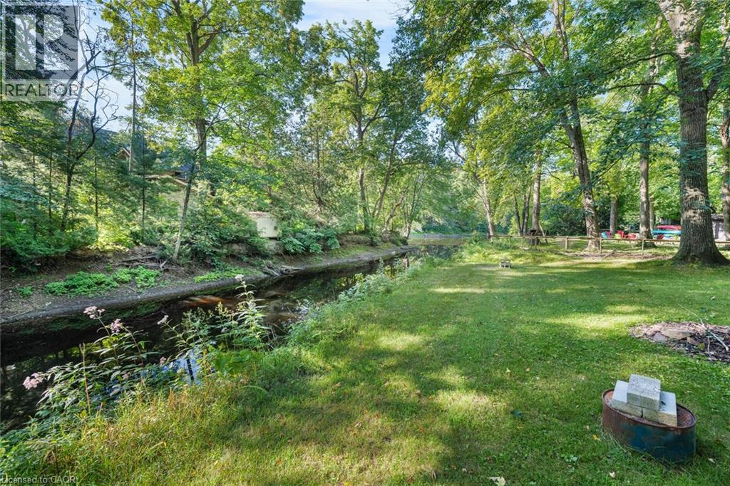 7465 EAST RIVER Road - Image 42
