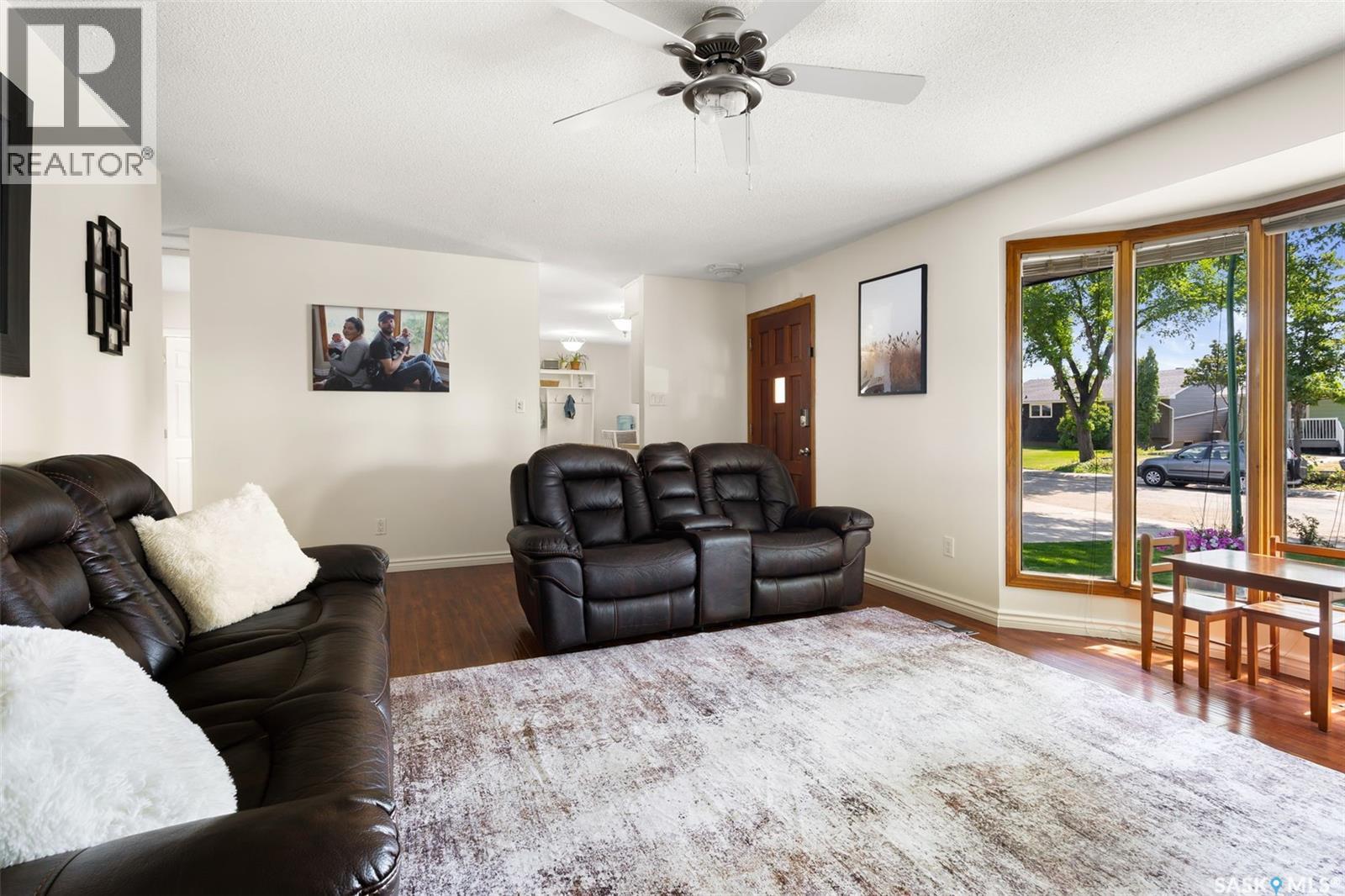 90 Walden CRESCENT - Image 3