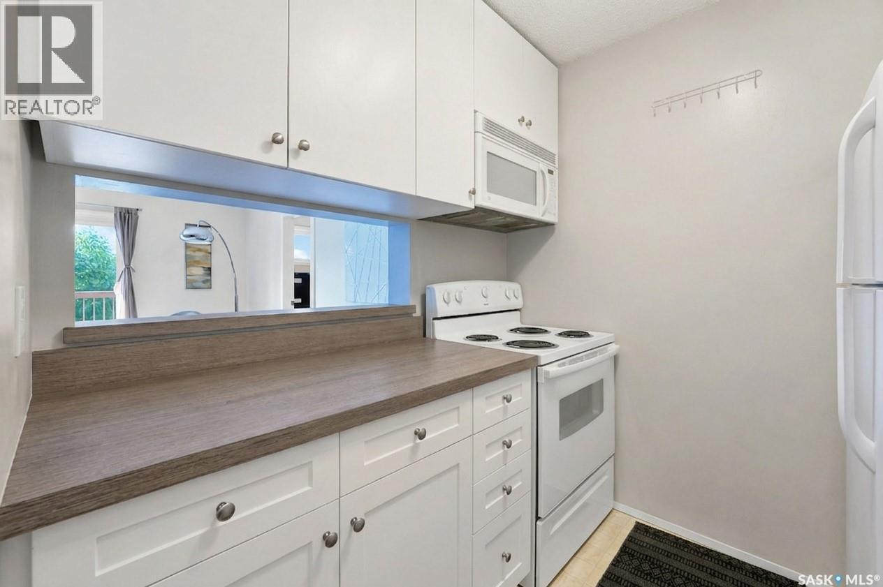 #310 215 Tait PLACE - 8