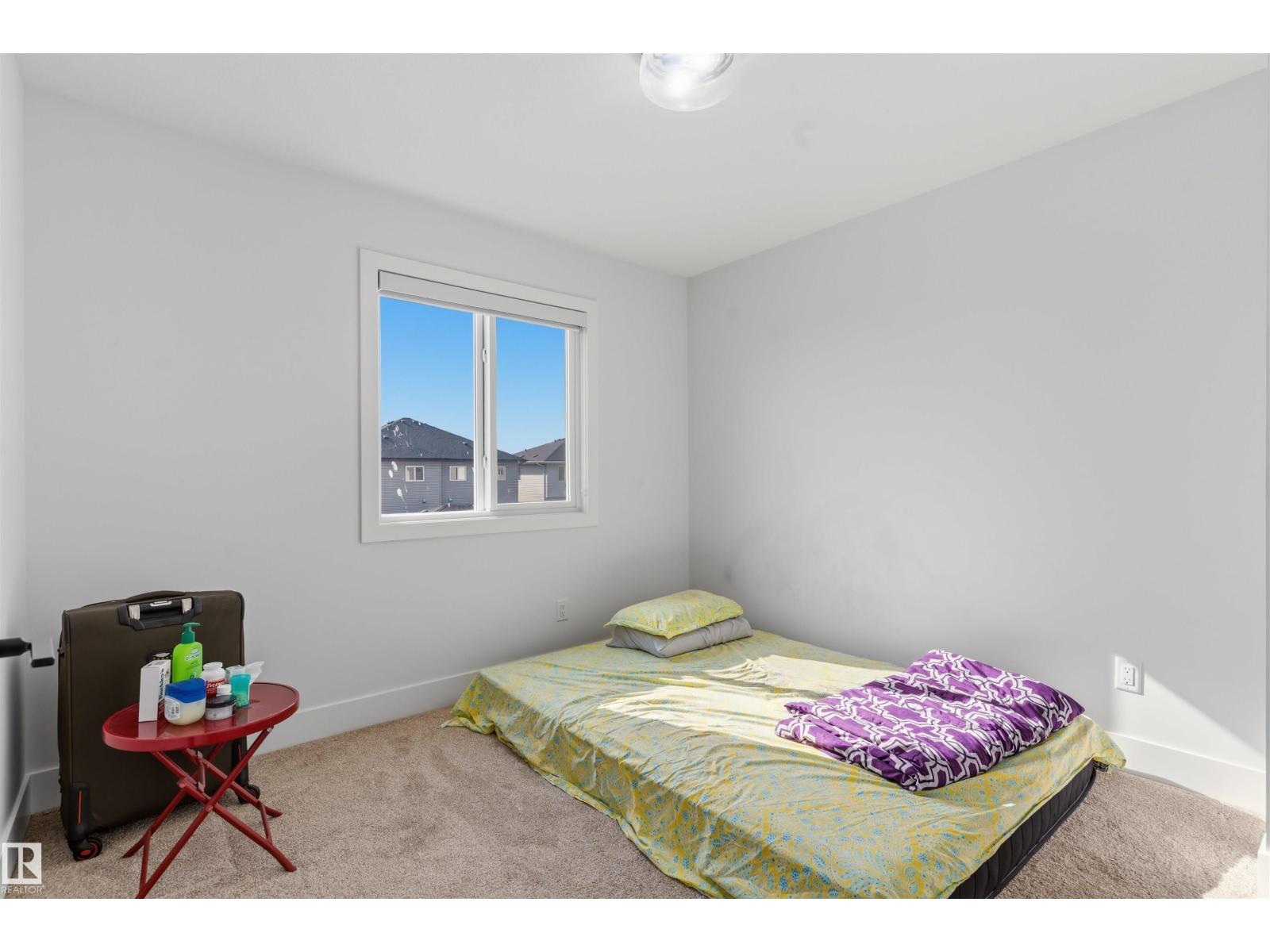 4373 37 ST - Image 21