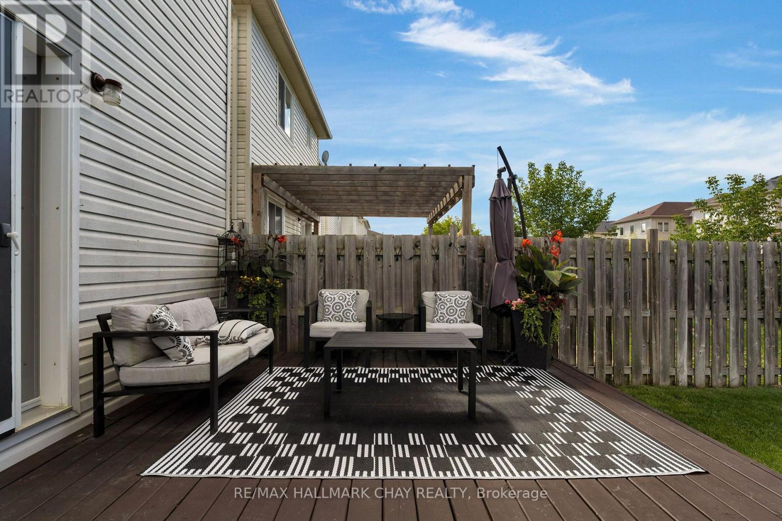 38 ADMIRAL CRESCENT - 22