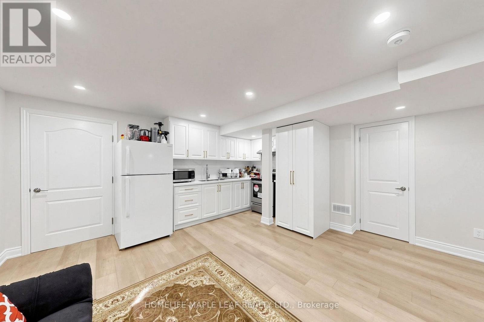 167 BAYNE CRESCENT - Image 28