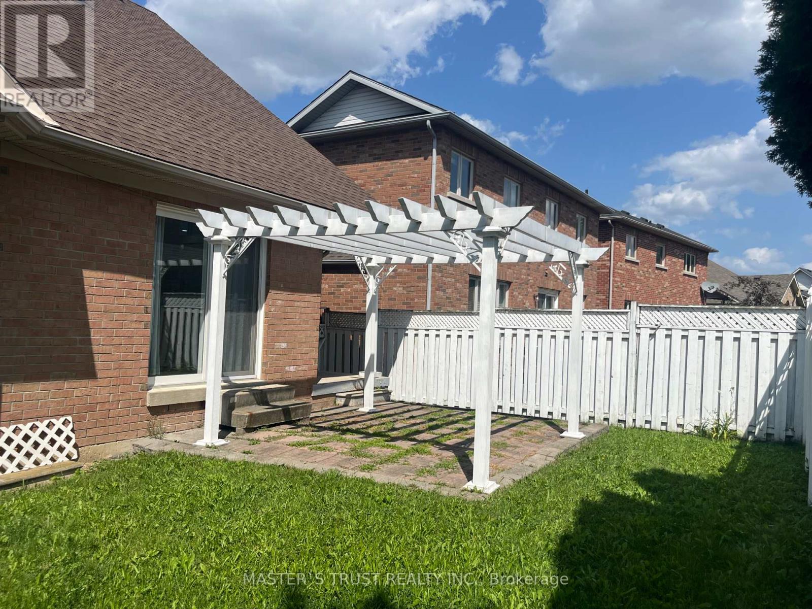 25 STEVENS DRIVE - 16