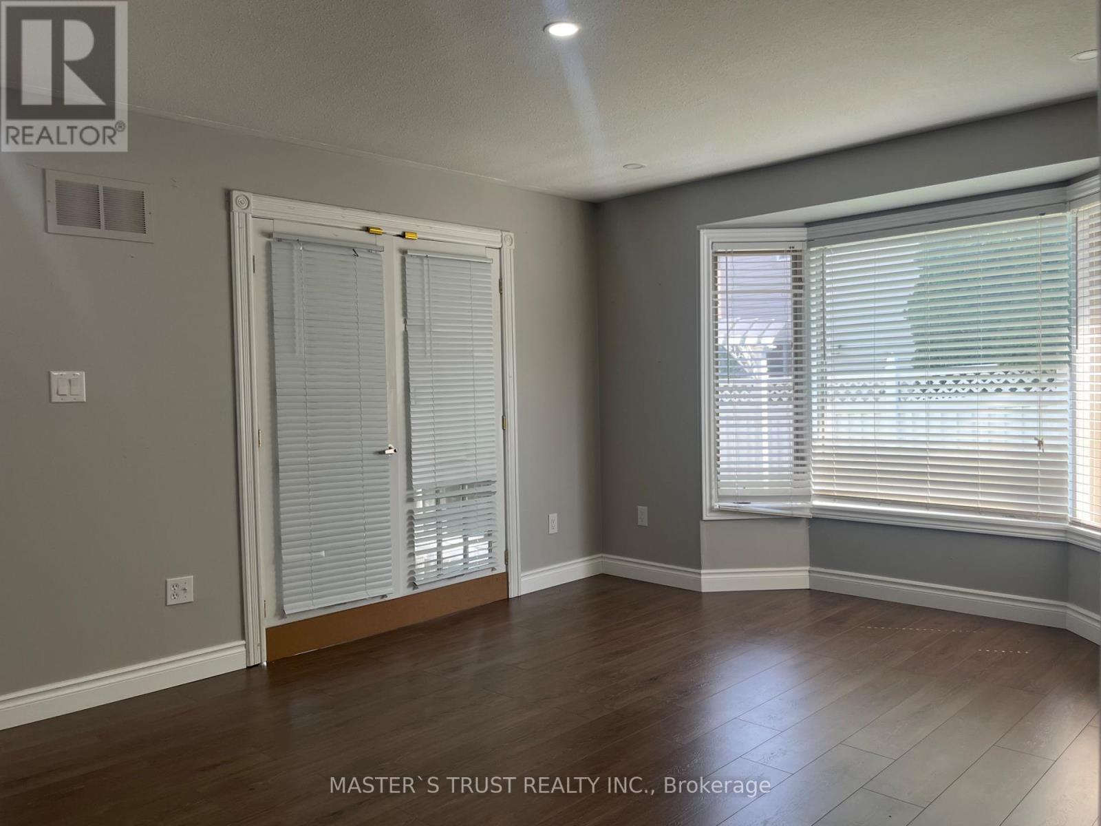 25 STEVENS DRIVE - 20