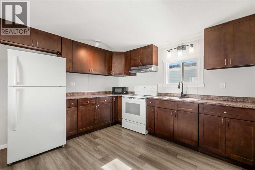 330, 6220 17 Avenue SE - 12