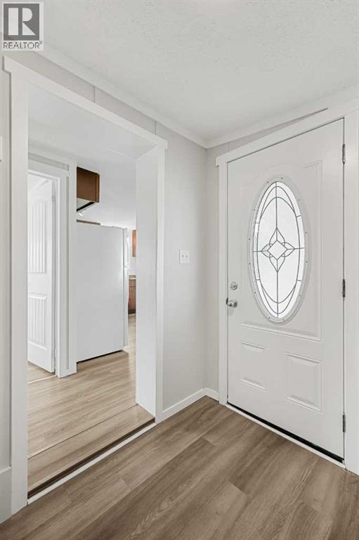 330, 6220 17 Avenue SE - 5