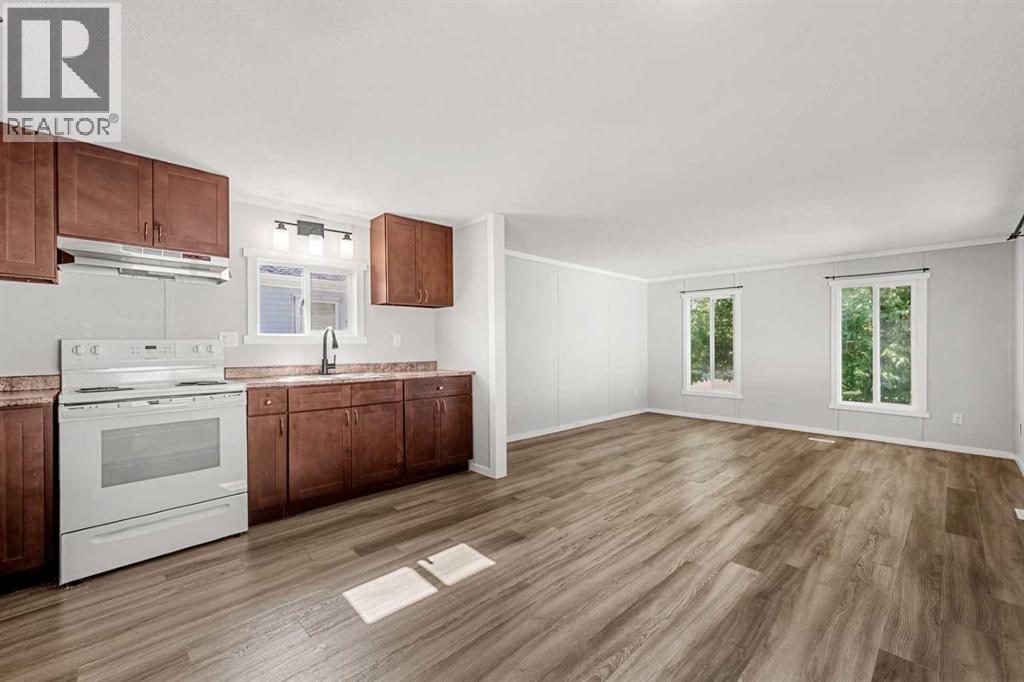 330, 6220 17 Avenue SE - 8
