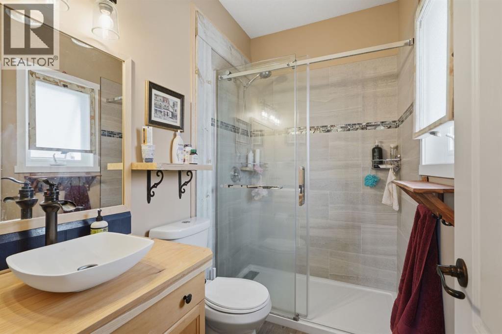Listing photo – 44 Inglewood Drive, Red Deer