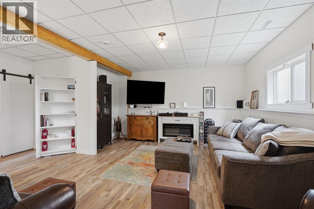 Listing photo – 44 Inglewood Drive, Red Deer