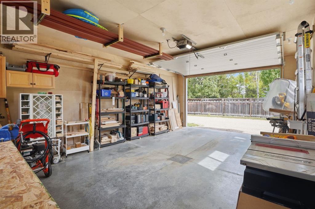 Listing photo – 44 Inglewood Drive, Red Deer