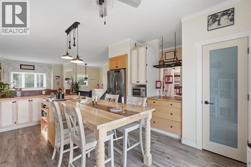Listing photo – 44 Inglewood Drive, Red Deer