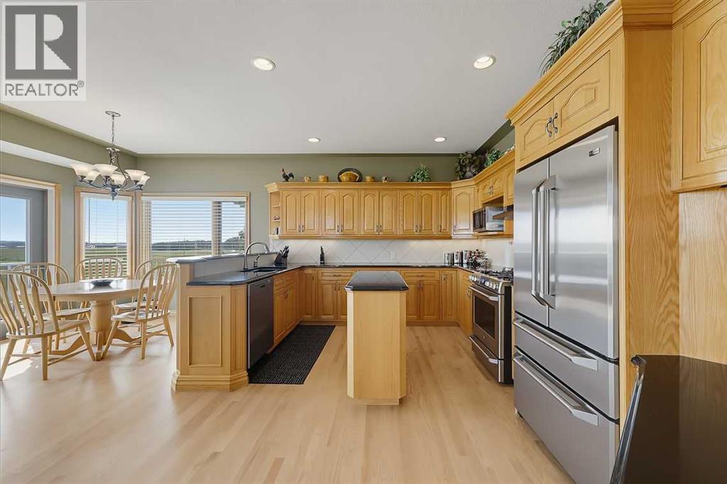 286027 11 Street W - 9