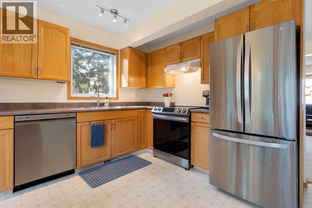 646 Killarney Glen Court SW - 18