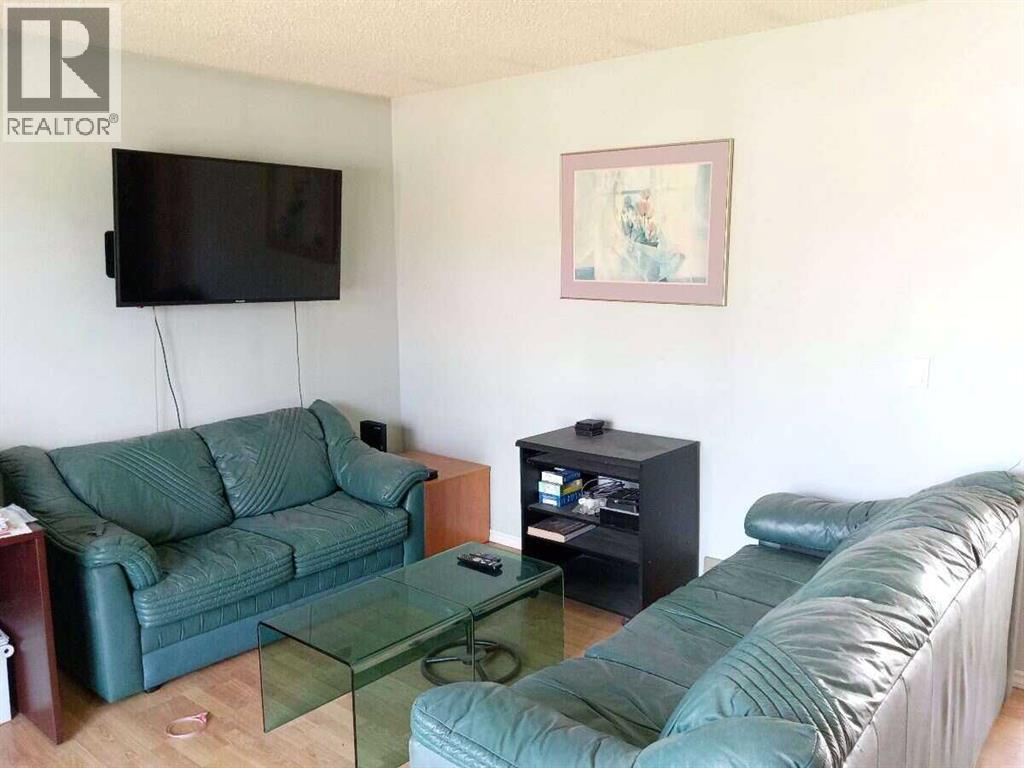 47 East Glen Street SE - Image 4