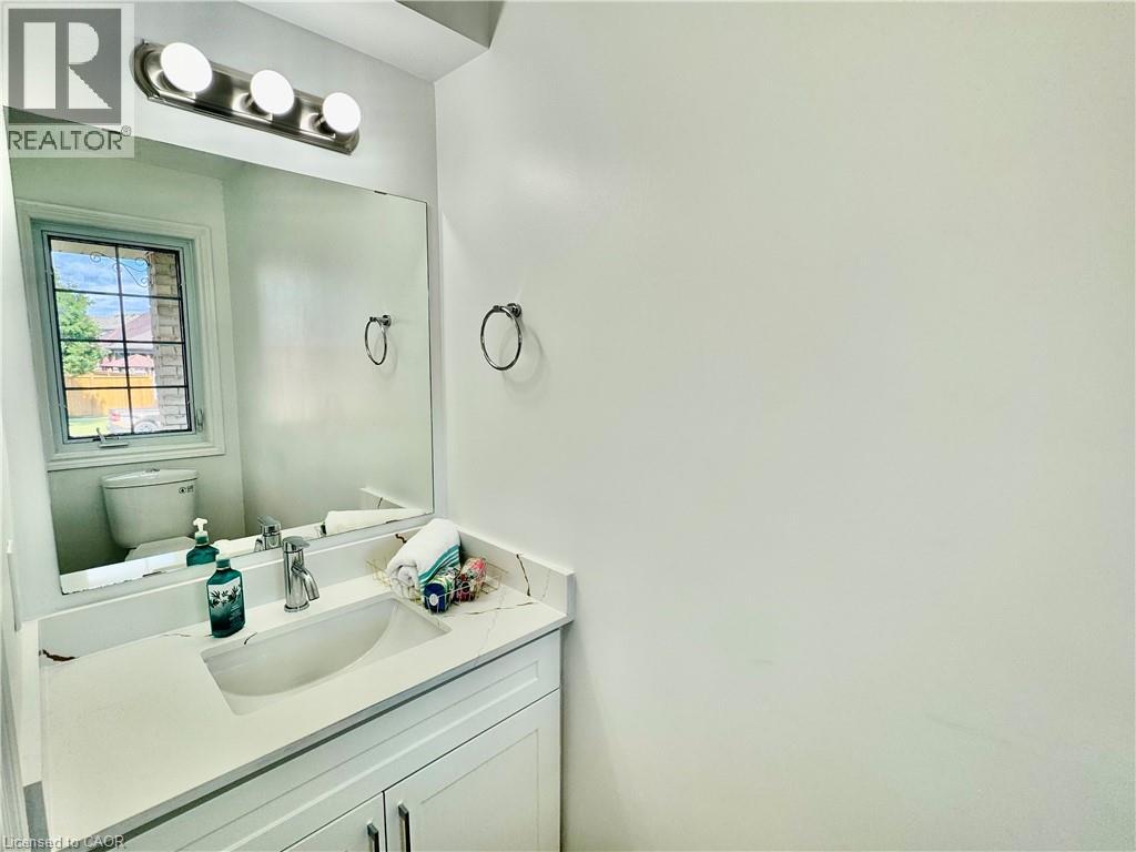 56 LENA Crescent - Image 4