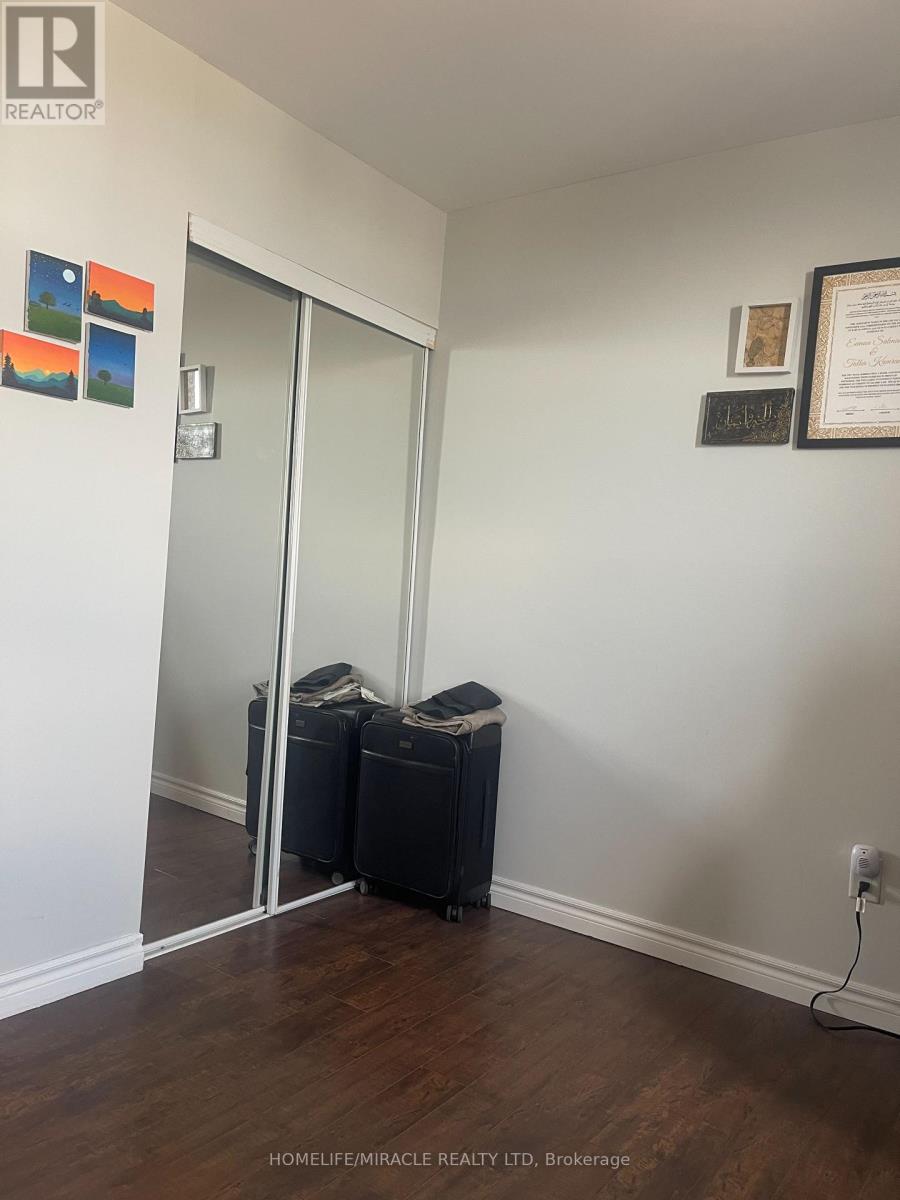 #810 3555 DERRY ROAD E - 10