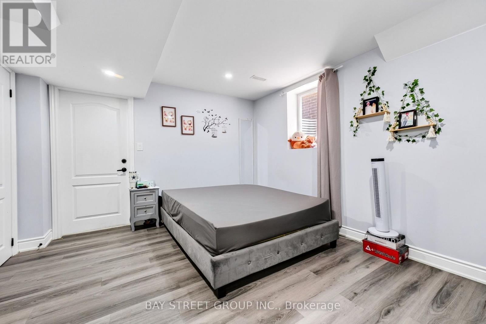 62 MINNOCK STREET - 43