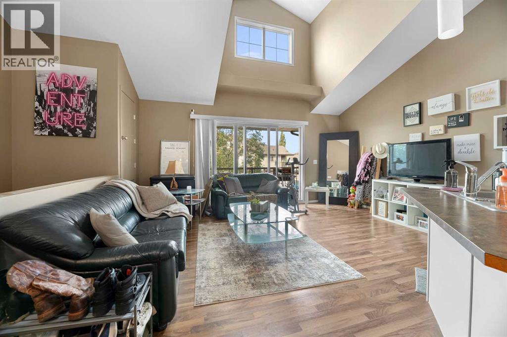 Listing photo – 821, 31 Jamieson Avenue, Red Deer
