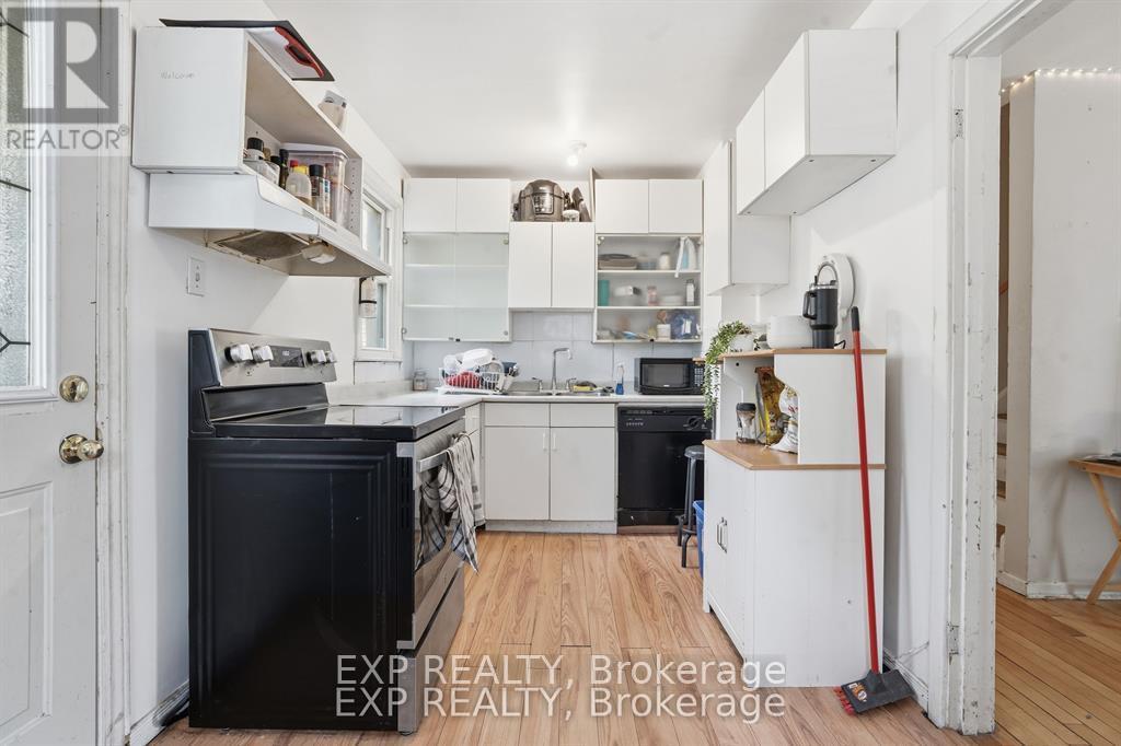 139 DALEWOOD AVENUE - 7
