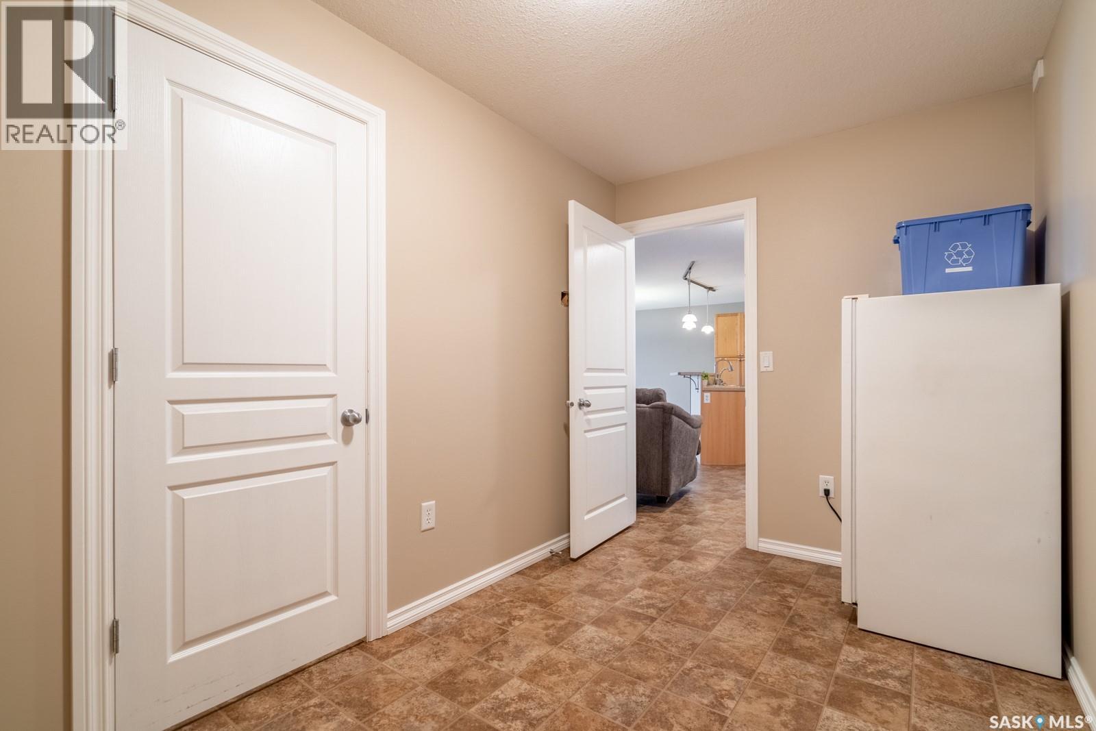 #108 6345 Rochdale BOULEVARD - 21