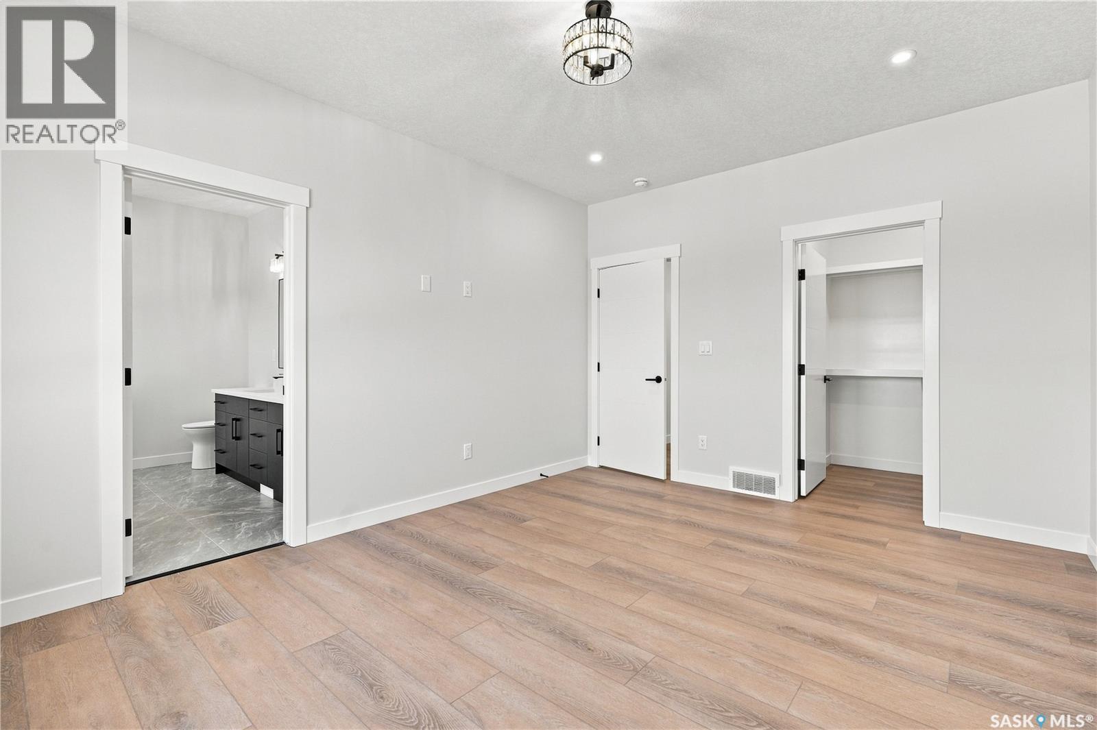 820 Ballesteros CRESCENT - 26