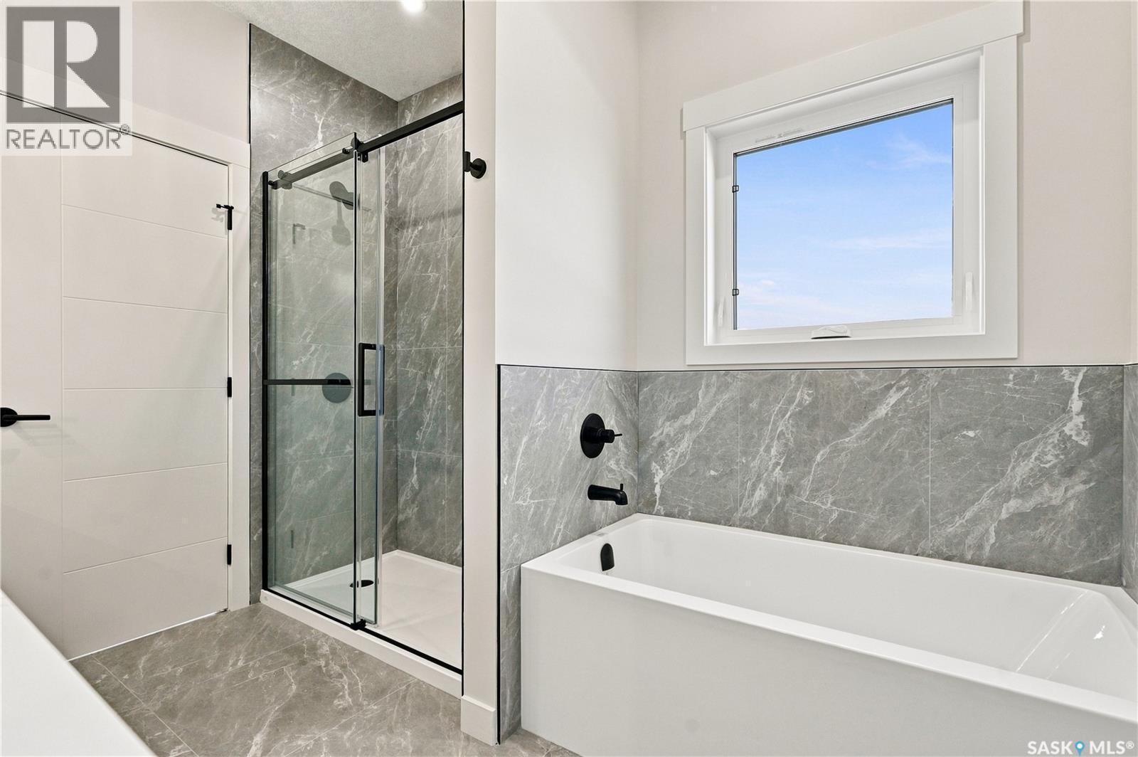 820 Ballesteros CRESCENT - 29