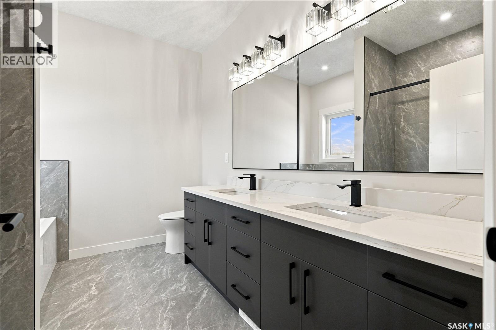 820 Ballesteros CRESCENT - 27