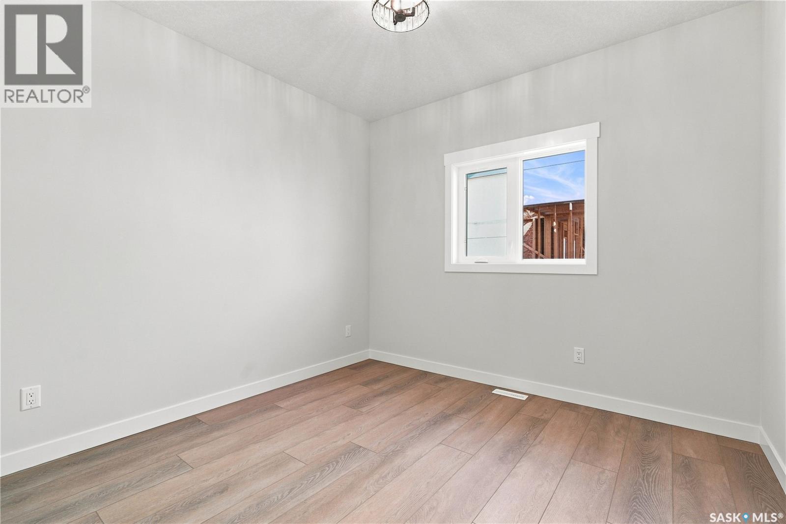 820 Ballesteros CRESCENT - Image 23