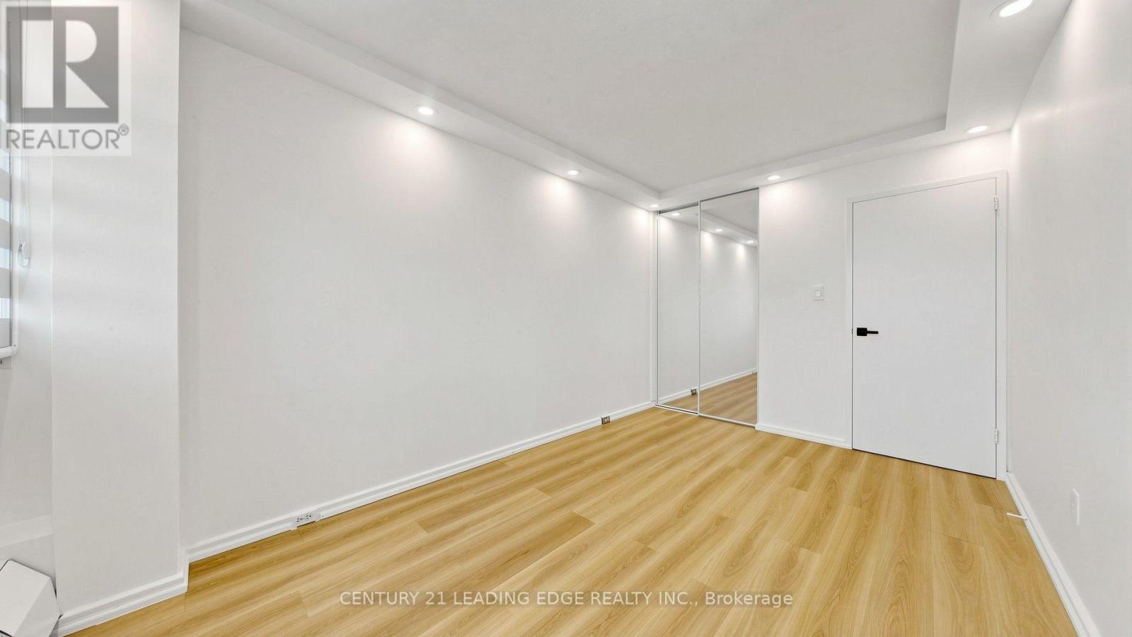 #1006 725 DON MILLS ROAD - 25
