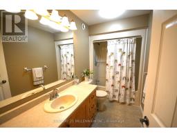 70 Pennsylvania Ave, Wasaga Beach, ON L9Z3A8 Photo 15