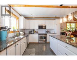 Kitchen - 16 Sunset Bay Drive, Walford, ON P0P2A0 Photo 10